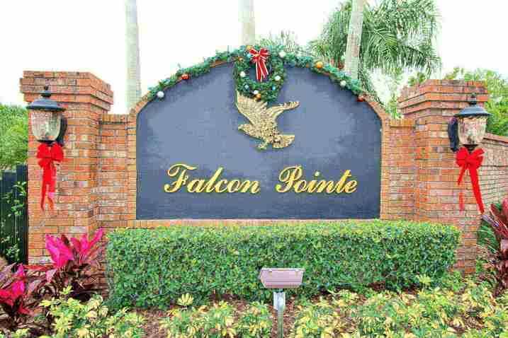 Falcon Pointe | Falcon Pointe, Gotha, FL Real Estate & Homes for Sale | Wendy Morris Realty