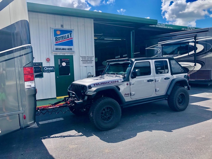 2020 NEWMAR CANYON STAR 3927 TOY HAULER